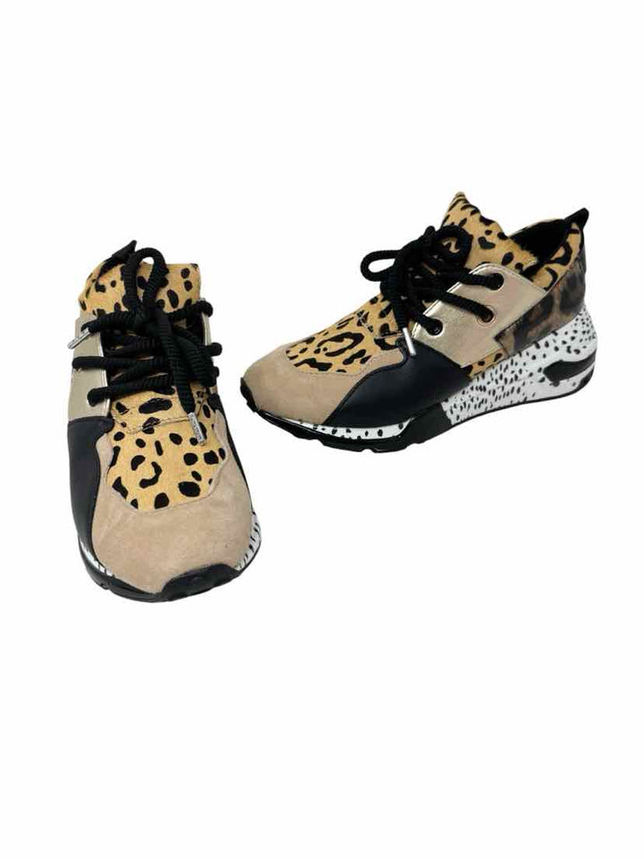 Shoe Size 8 Steve Madden Tan Sneakers