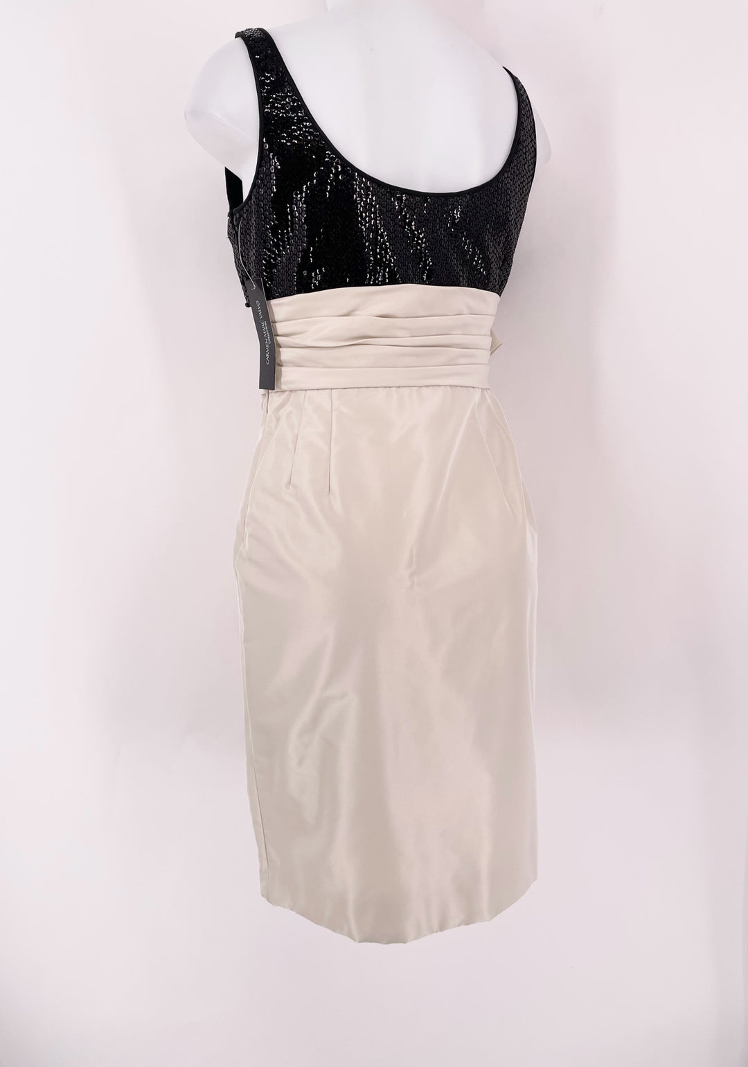 Size 6 CARMEN MARC VALVO Beige Luxury - Dress