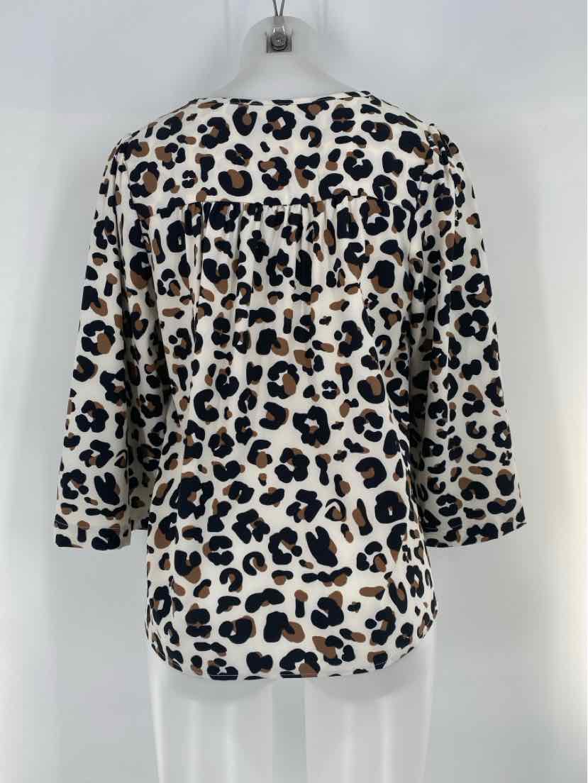 Size M MICHELLE MCDOWELL Tan Shirt