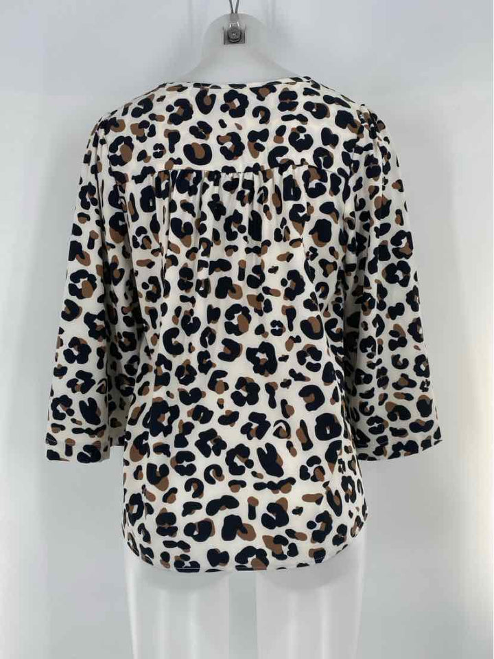 Size M MICHELLE MCDOWELL Tan Shirt