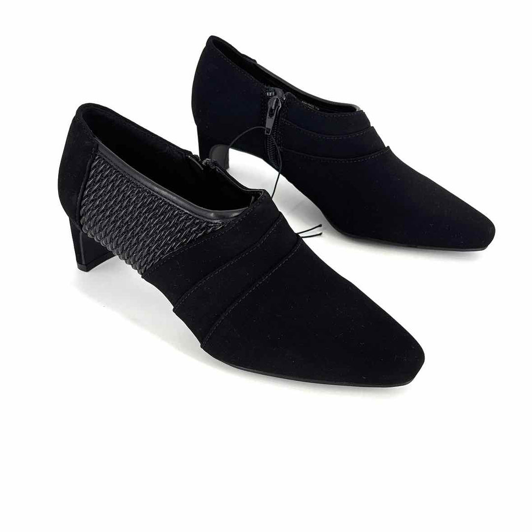 Shoe Size 7 Black Suede Boots