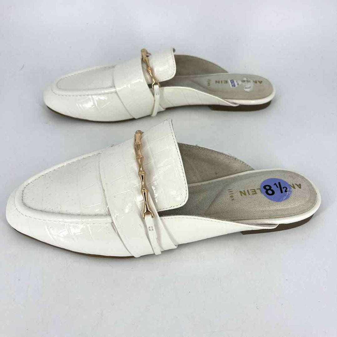 Shoe Size 8.5 Ann Taylor Cream PATENT Loafers