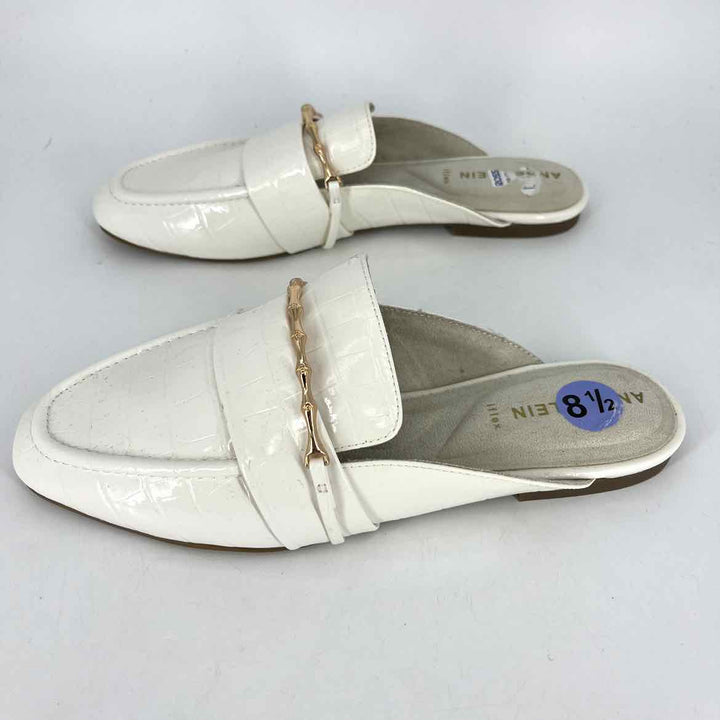 Shoe Size 8.5 Ann Taylor Cream PATENT Loafers