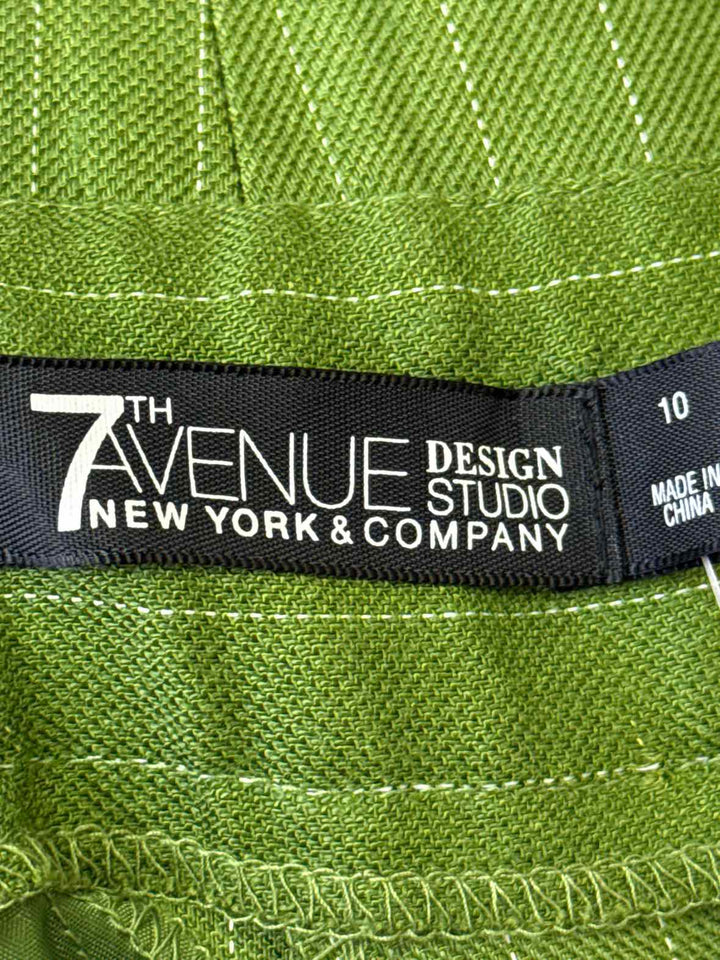 Size 10 NY & CO Green Pants