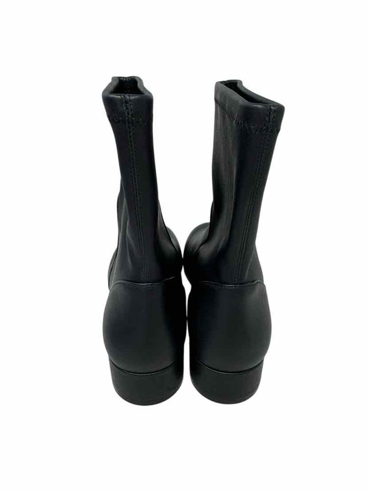 Shoe Size 8.5 Stuart Weitzman Black Boots