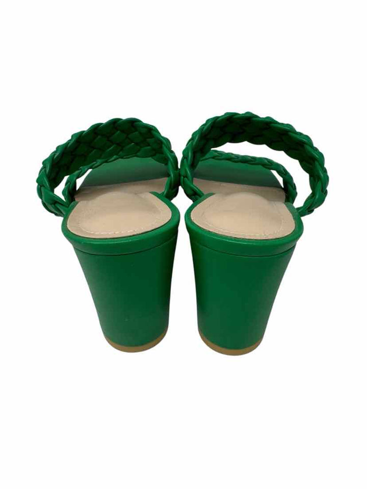 Shoe Size 9.5 Green Sandals