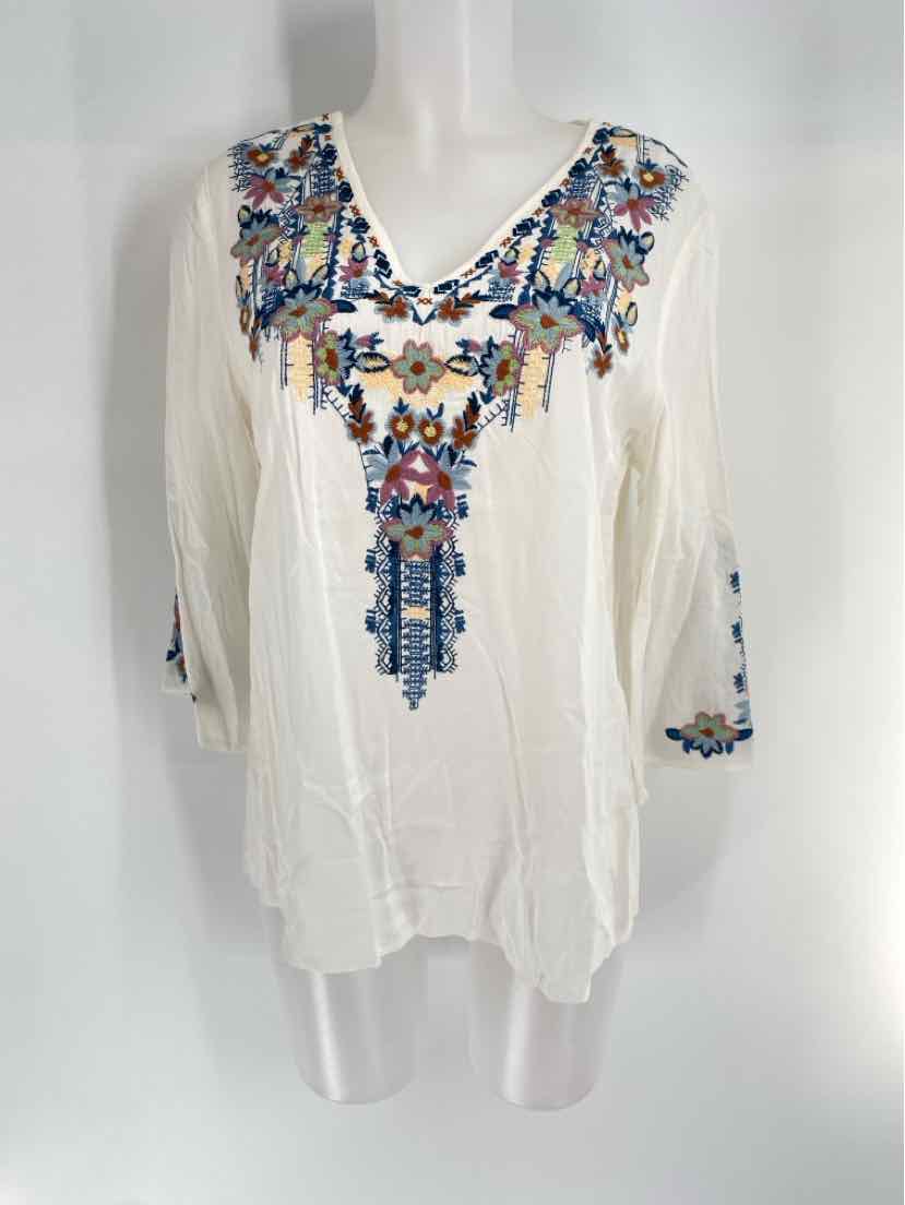 Size M White Shirt