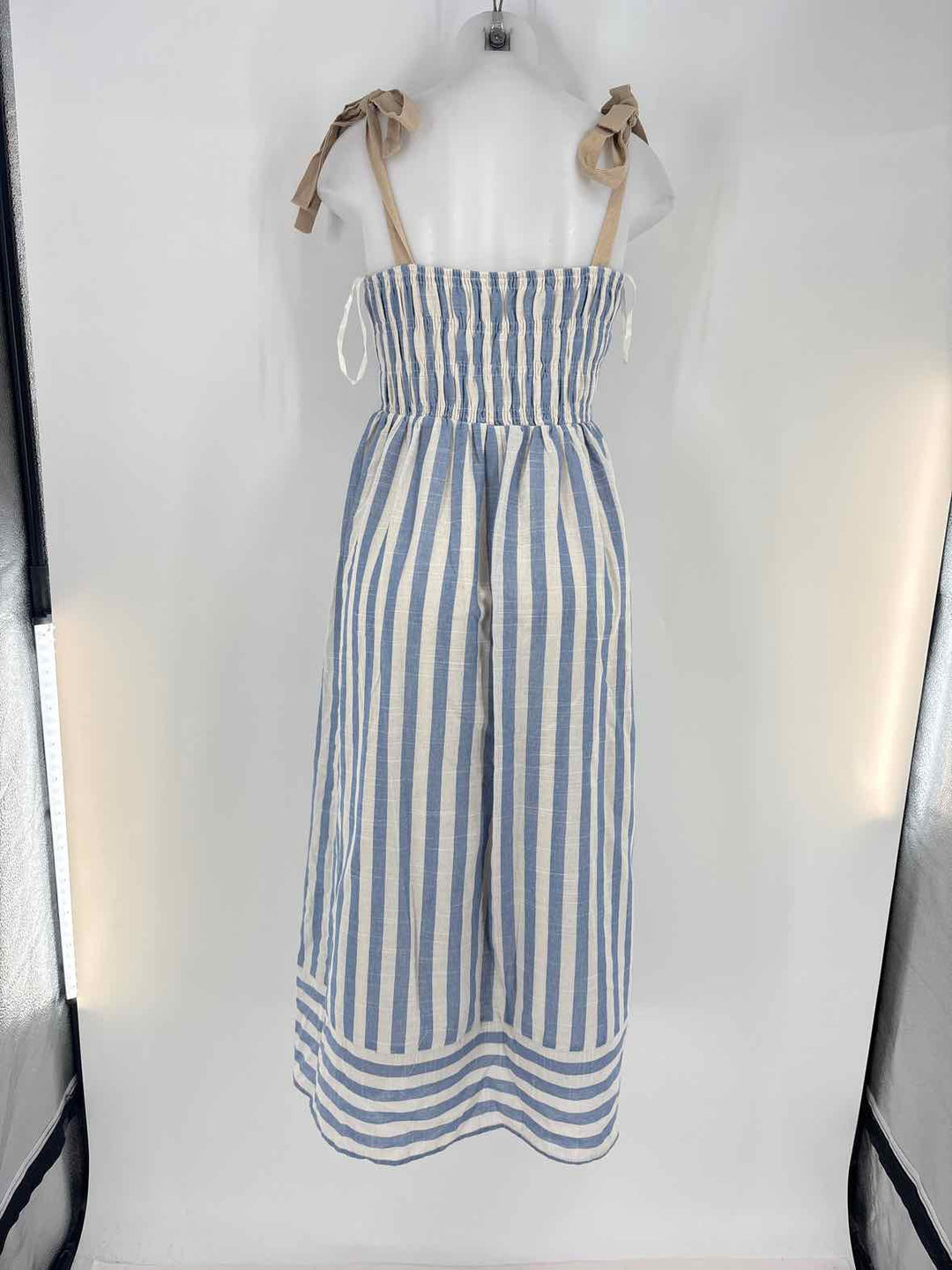 Size L Blue Dress
