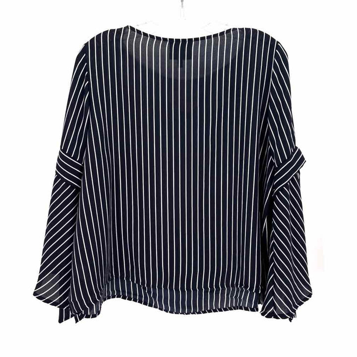 Size M W5 Navy Shirt