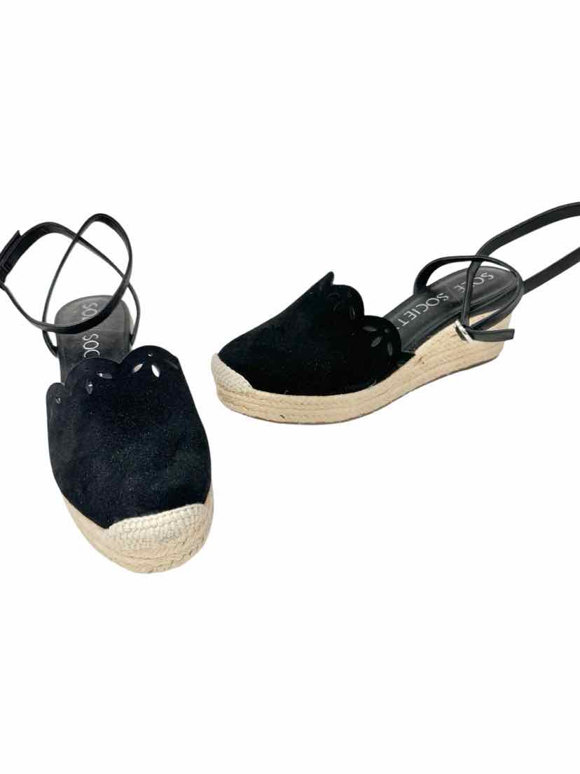 Shoe Size 9 SOLE SOCIETY Black Suede Sandals