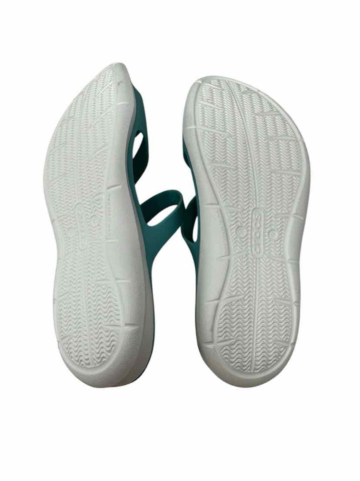 Shoe Size 9 Crocs Teal Sandals