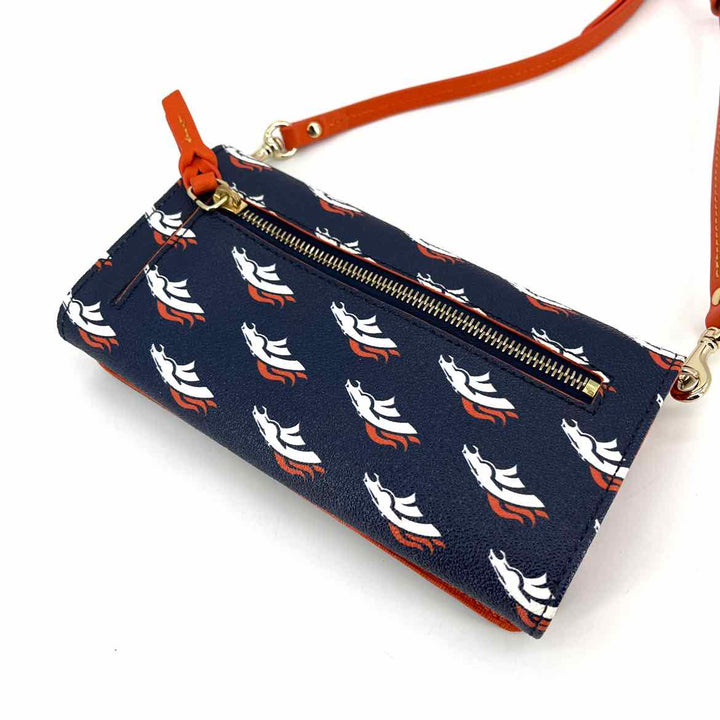 Dooney & Bourke Purse