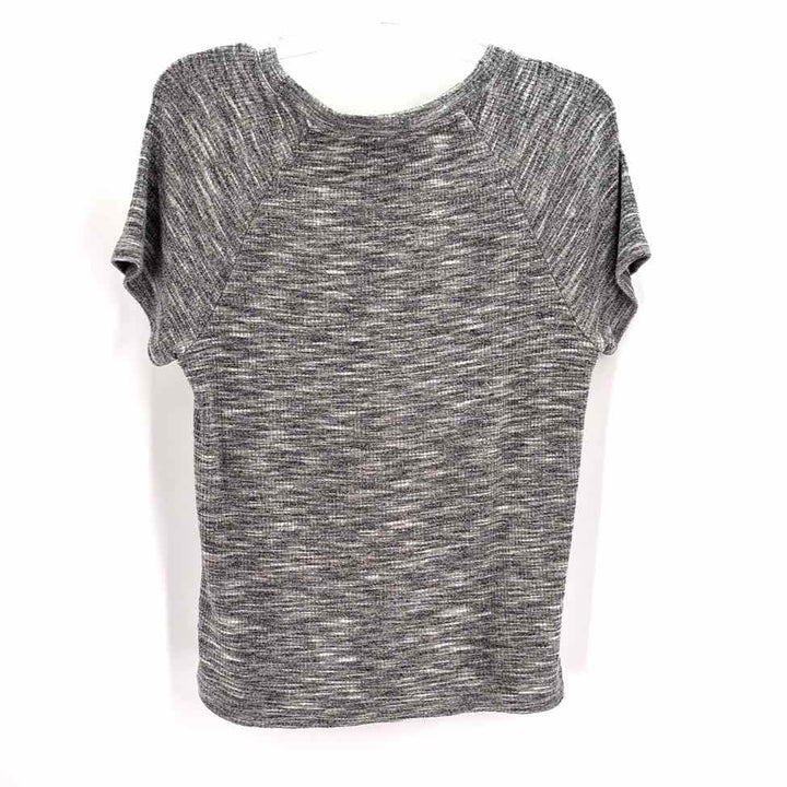 Size L EVEREVE Gray Shirt