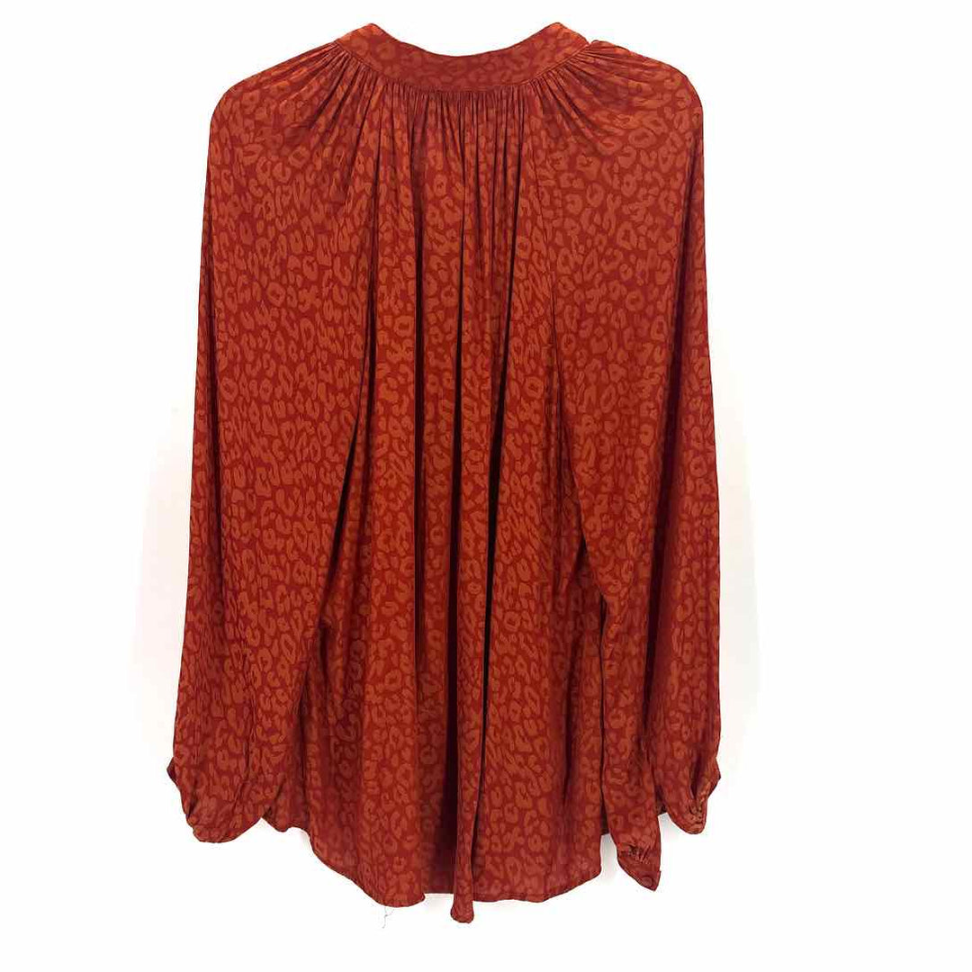 Size 1X CROWN &amp; IVY Rust Shirt