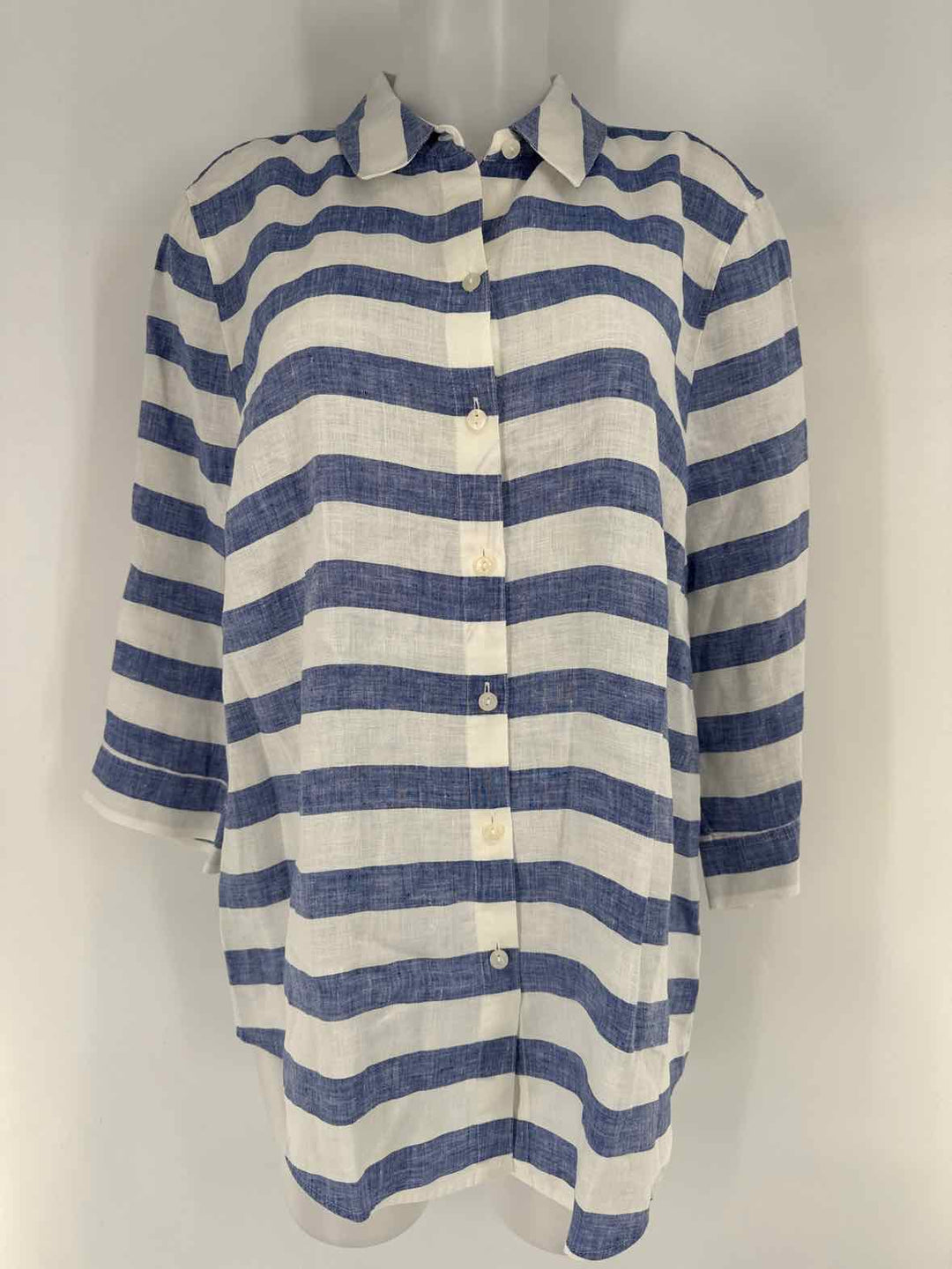 Size XL Chico's White Shirt