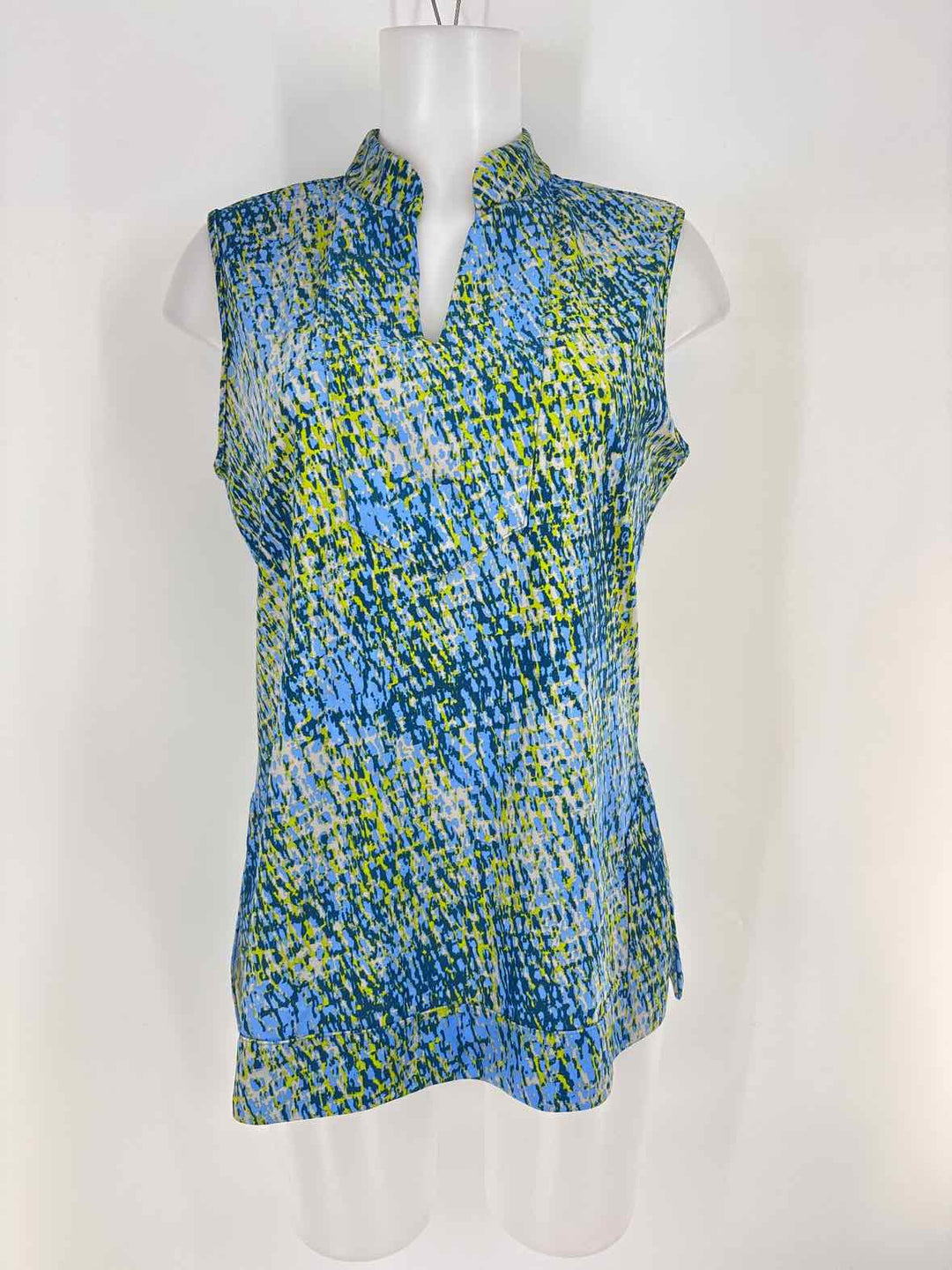 Size M Blue Print Shirt