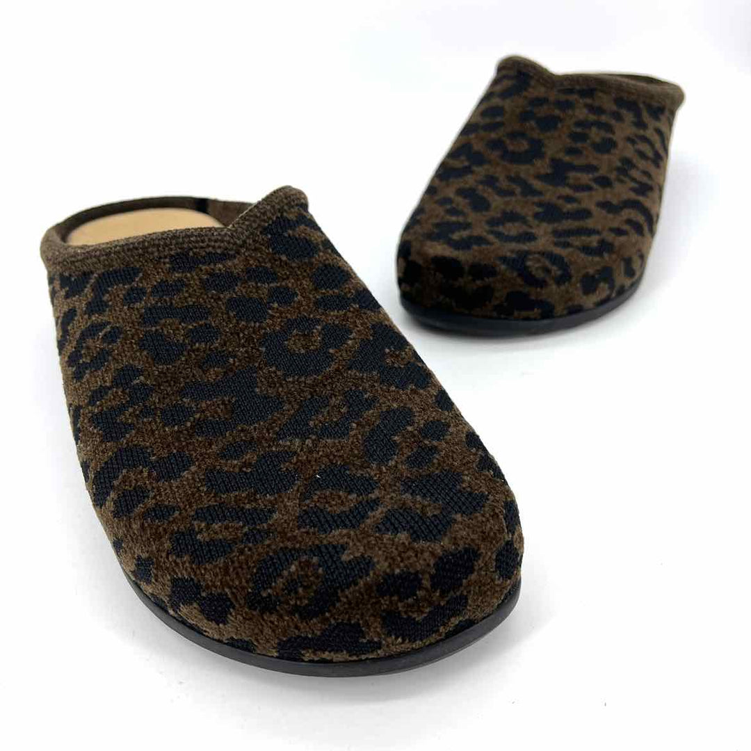 Shoe Size 12 ROTHY'S Brown Knit Clogs