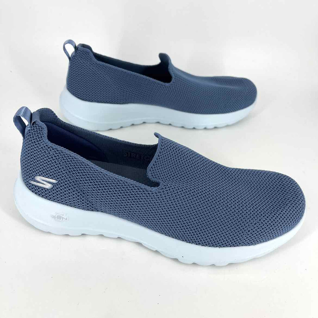 Shoe Size 8.5 Sketchers Blue Knit Sneakers
