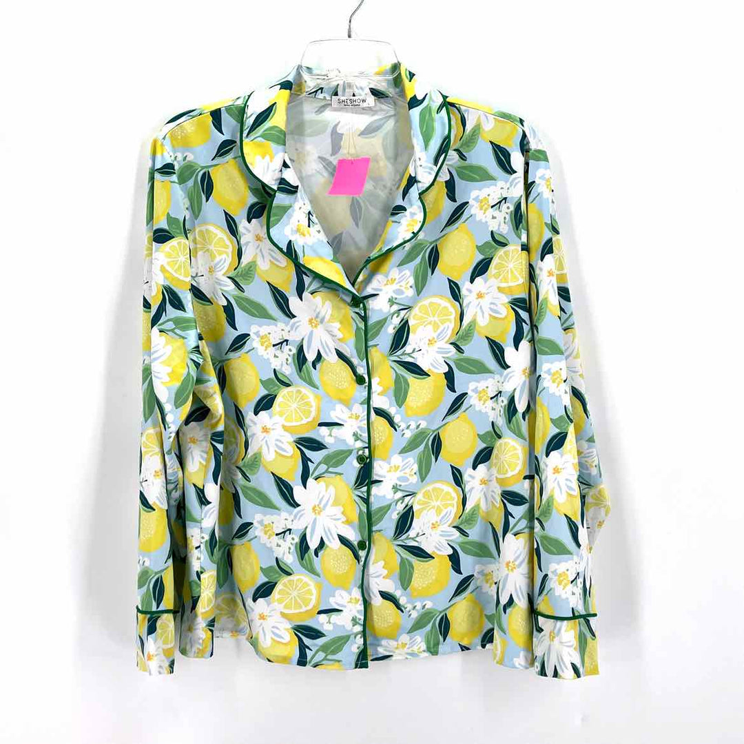 Size L Multi-Color Shirt