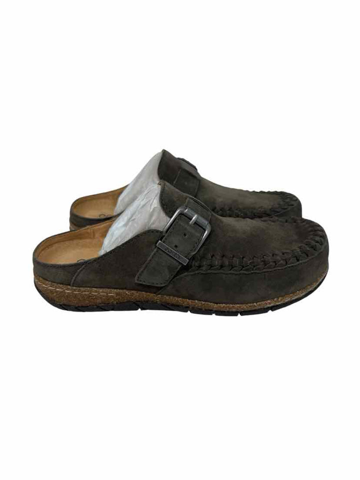 Shoe Size 9.5 Green Flats