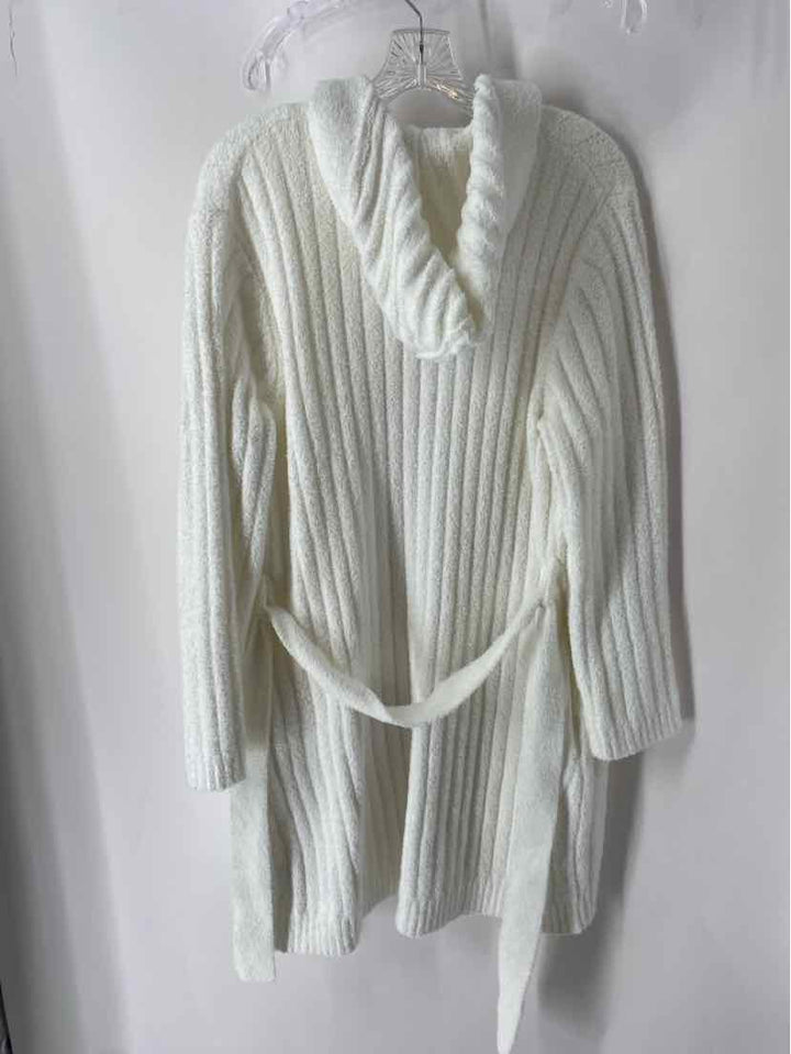 Size M Ugg Cream Robe