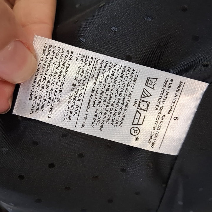 Size 6 Banana Republic Black Velour Blazer