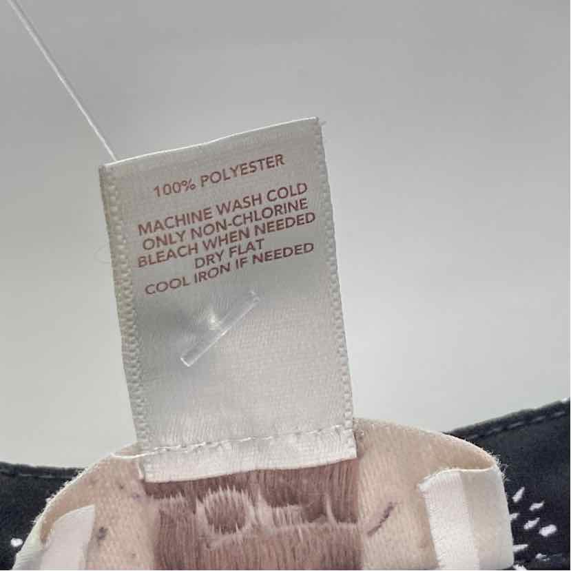 Size XL LOFT Black/White Shirt