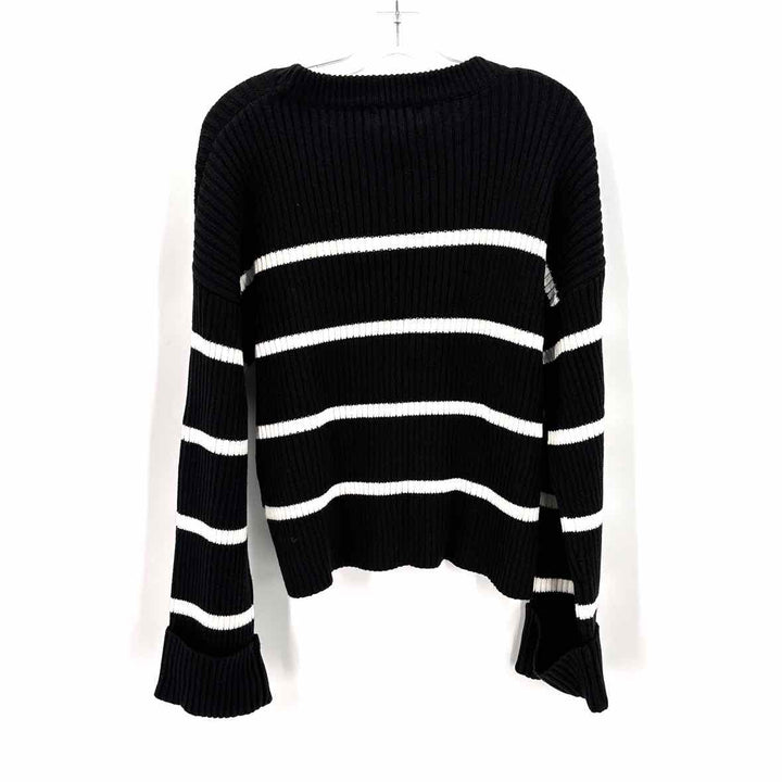 Size L EVEREVE Black Knit Sweater