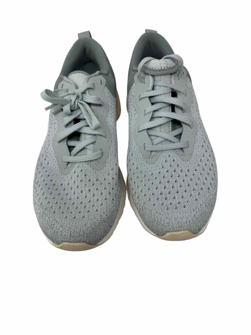 Shoe Size 9 Nike Green Sneakers