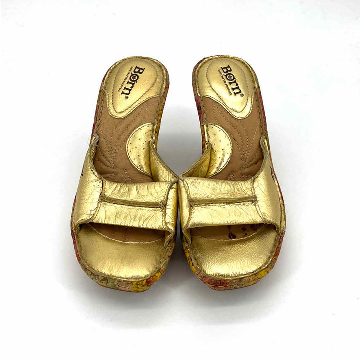 Shoe Size 6 Born Gold Wedge