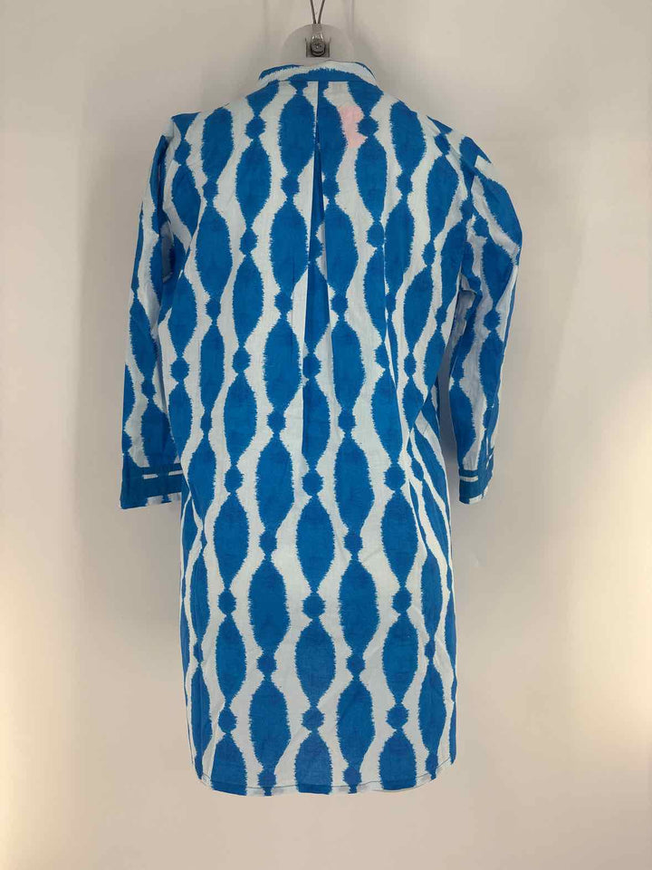 Size M Blue Print Shirt