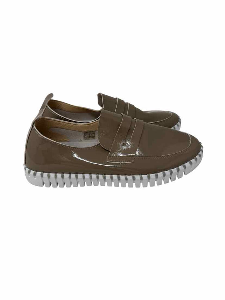 Shoe Size 38 ILSE JACOBSEN Brown PATENT Loafers