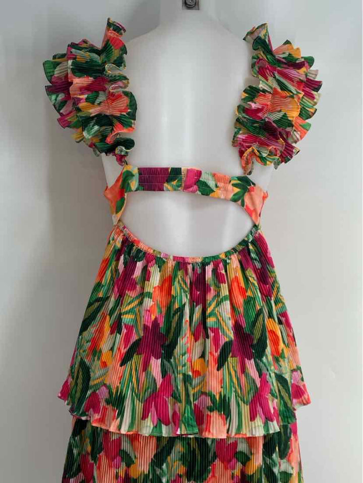 Size M Multi-Color Dress