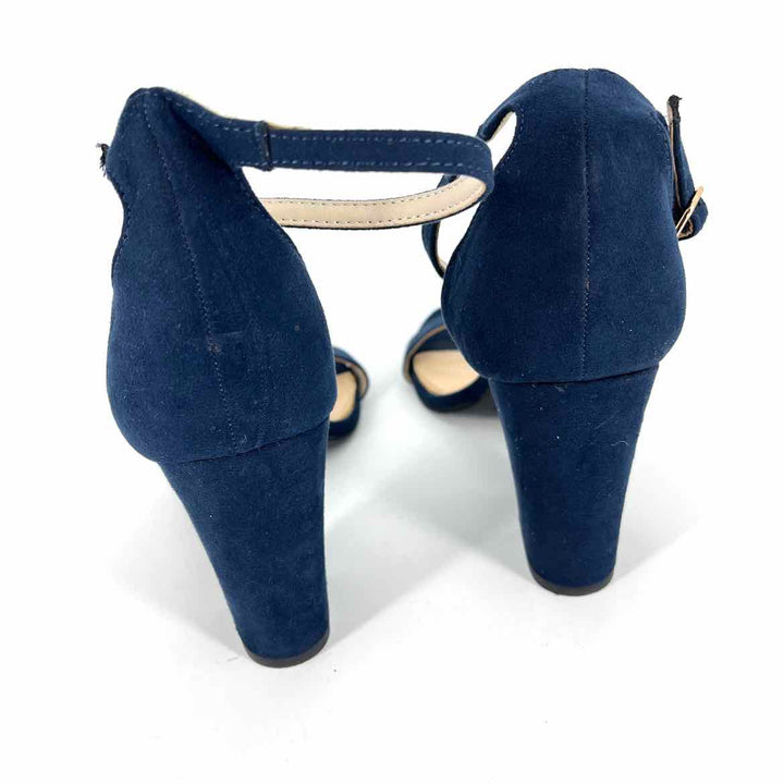 Shoe Size 8 Navy Sandals