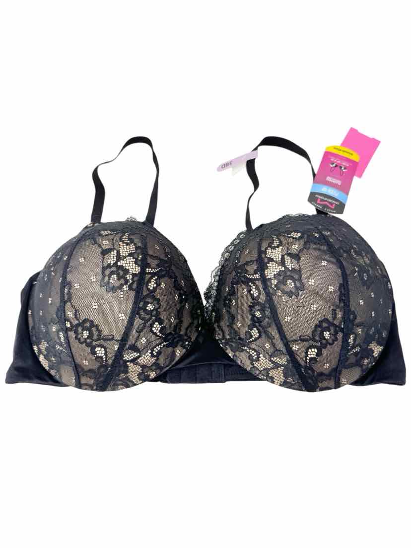 Size 38 MAIDENFORM Black Lace Bra