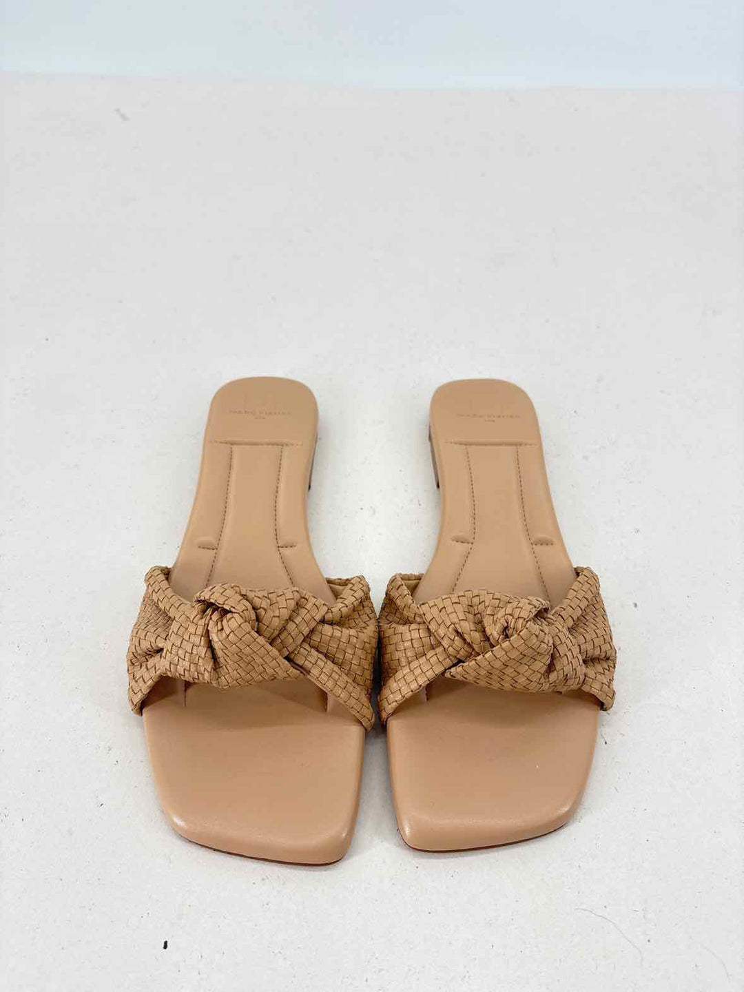 Shoe Size 8 MARC FISHER Tan Sandals