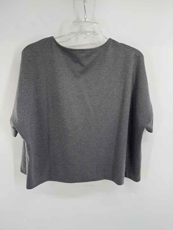 Size XL TUCKERNUCK Gray Shirt