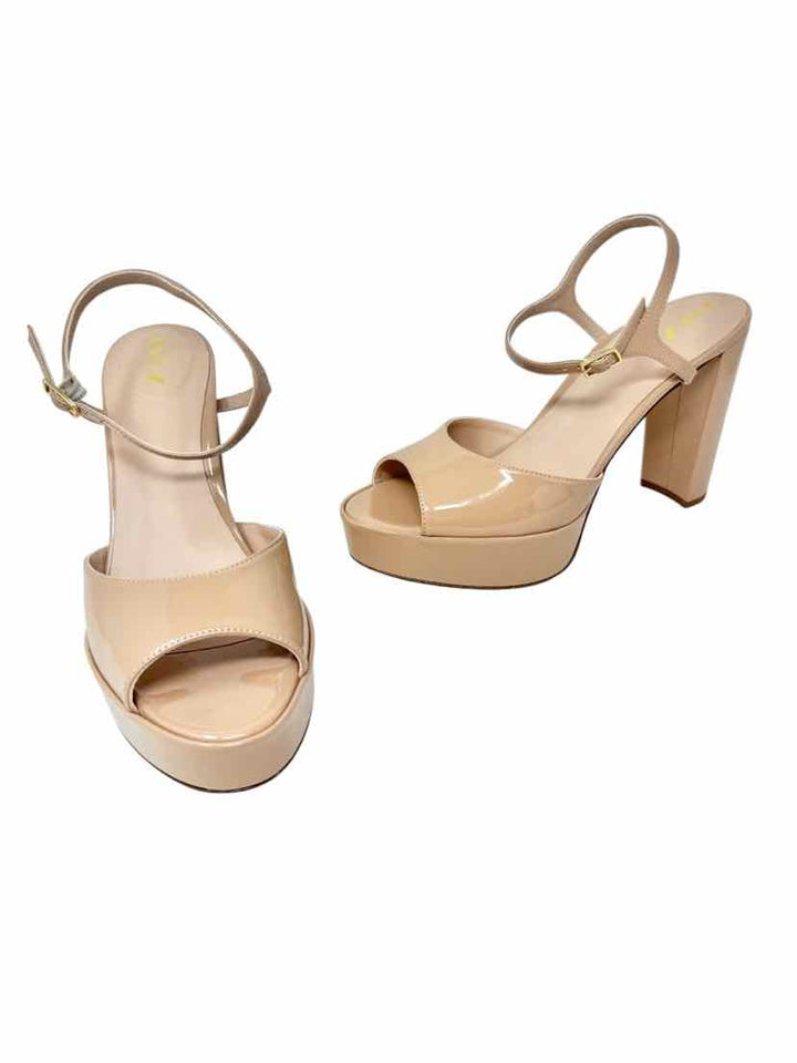Shoe Size 8.5 Beige PATENT Pumps
