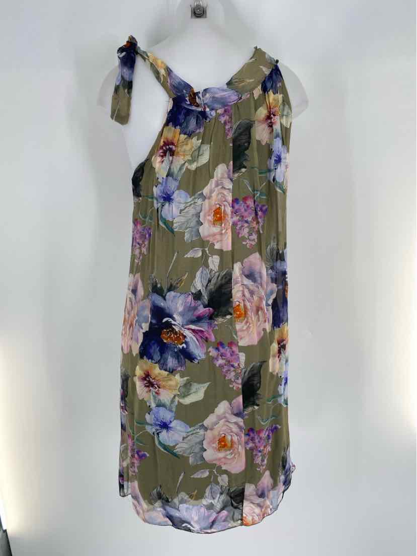 Size M Green Dress