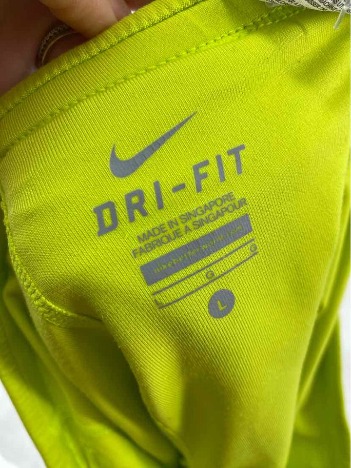 Size M Nike Gray Skirt