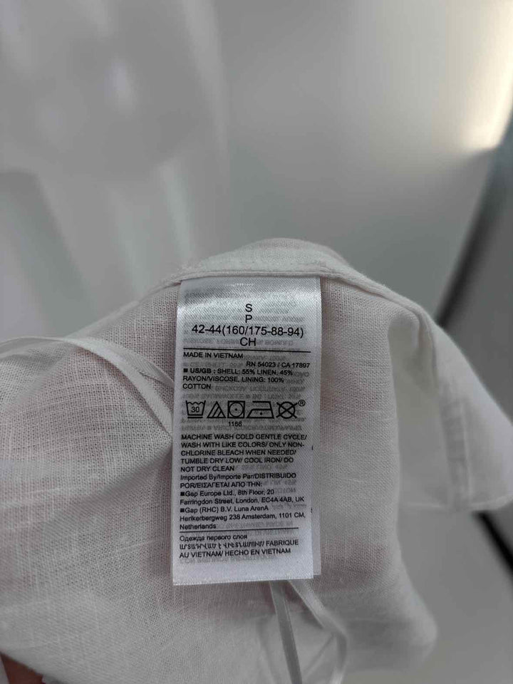 Size S Banana Republic White Cotton Shirt