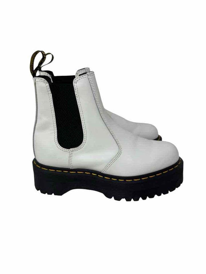 Shoe Size 7 DOC MARTENS White Leather Boots