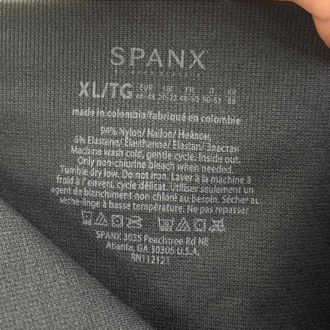 Size XL SPANX Black Print Pants