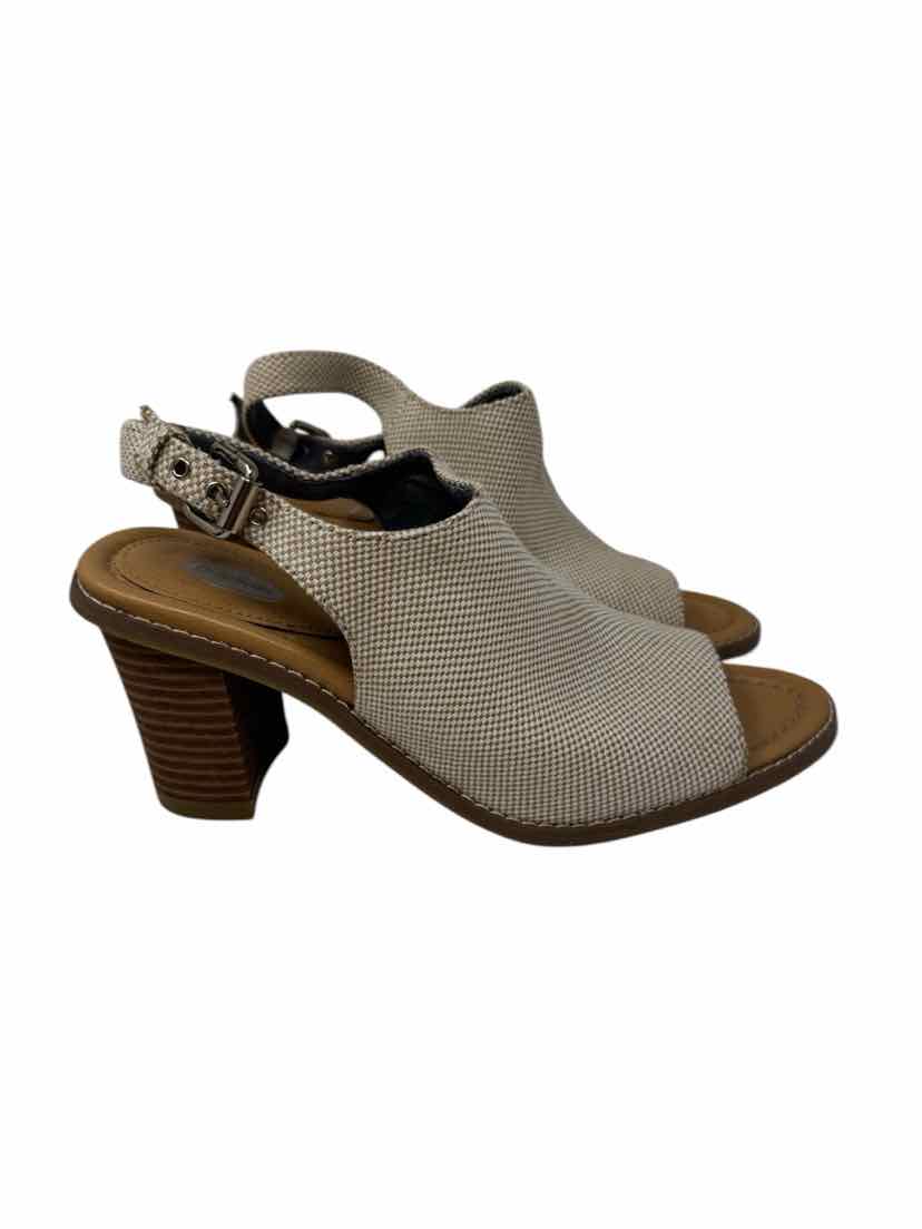 Shoe Size 9.5 dr scholls Tan Sandals