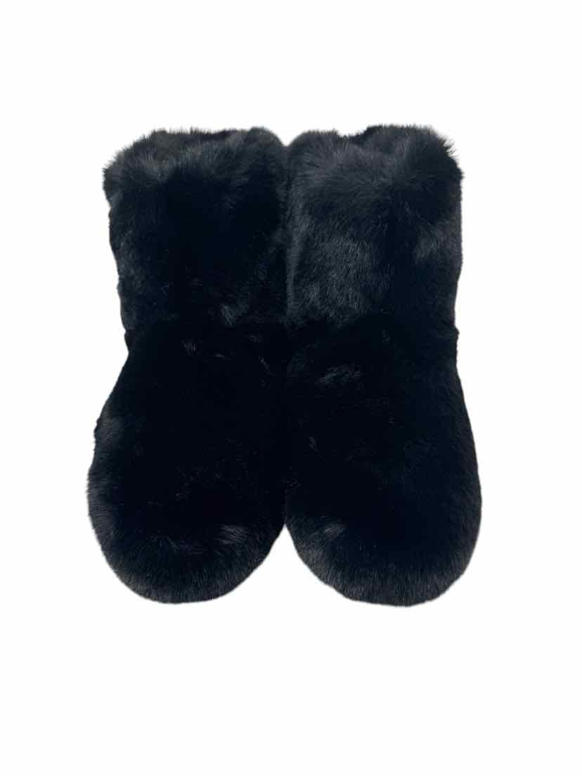 Shoe Size 8 Black Boots