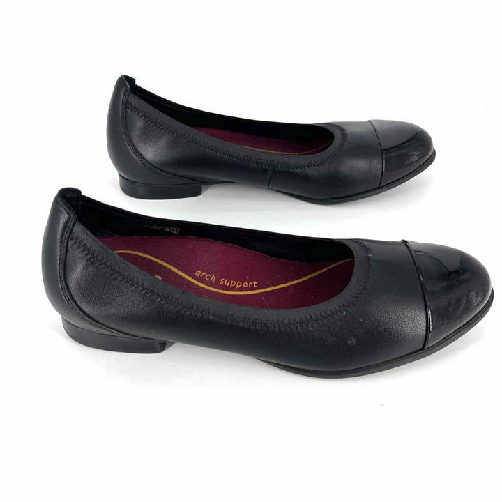 Shoe Size 10 MUNRO Black Leather Flats
