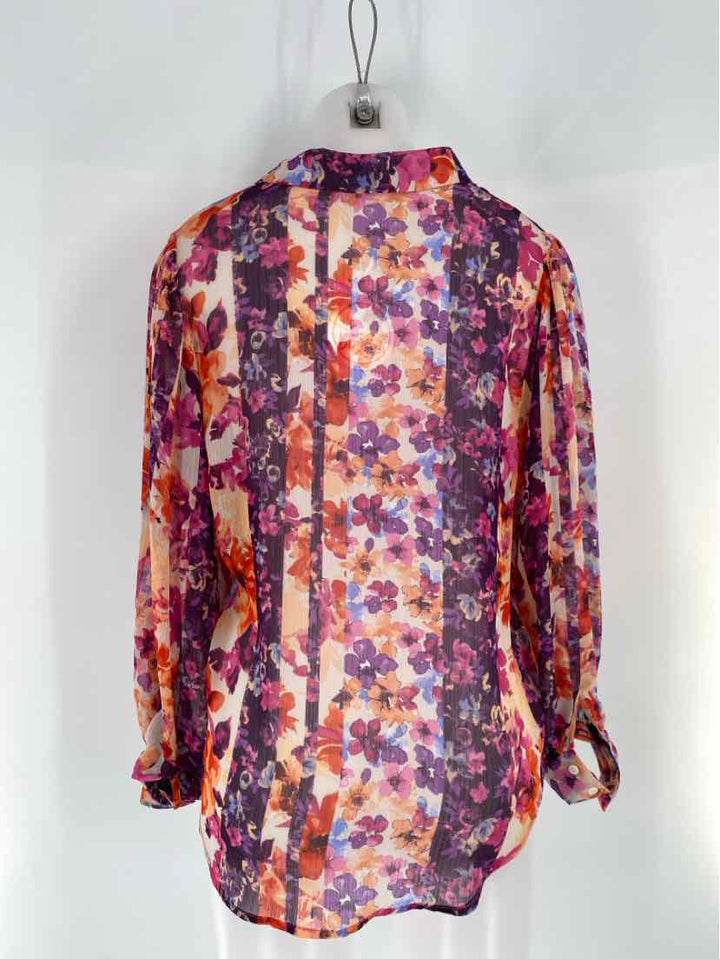 Size L Multi-Color Shirt