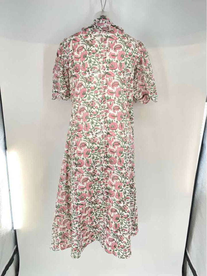 Size XL HOUSE OF HARLOW PINK PRINT Dress