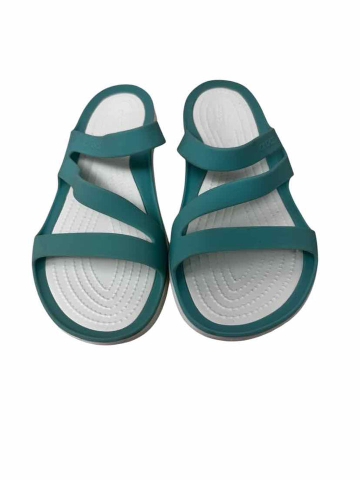 Shoe Size 9 Crocs Teal Sandals