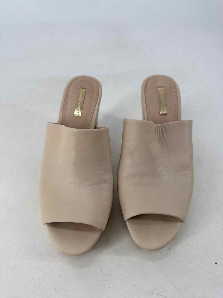 Shoe Size 8.5 LOUISE ET CIE Cream Sandals